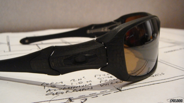 [開箱]OAKLEY C SIX CARBON FIBER