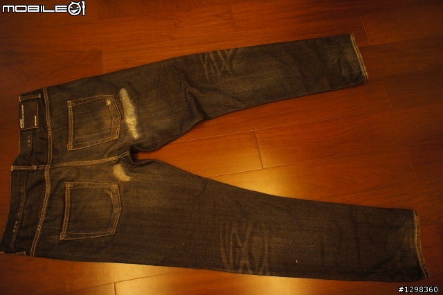 Wtaps 2011 s/s BLUES.SKINNY/TROUSERS.COTTON. DENIN. TRASH 牛王開箱報導