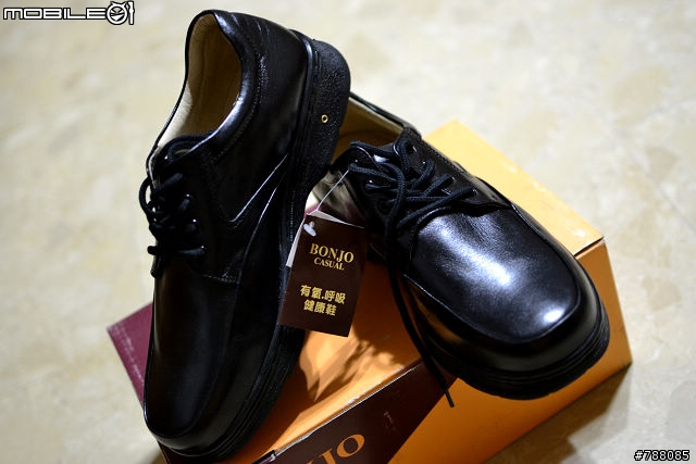 [開箱] 會"噗咻~"  BONJO CASUAL 皮鞋