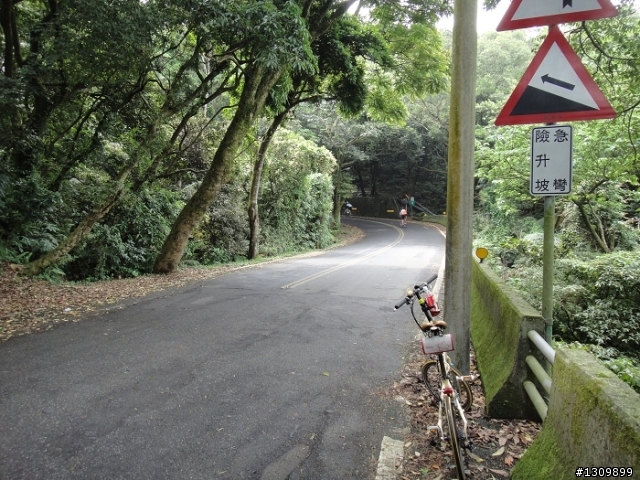 2011「逐鹿登山王 輪耀巴拉卡」 建國100 北海輪擺