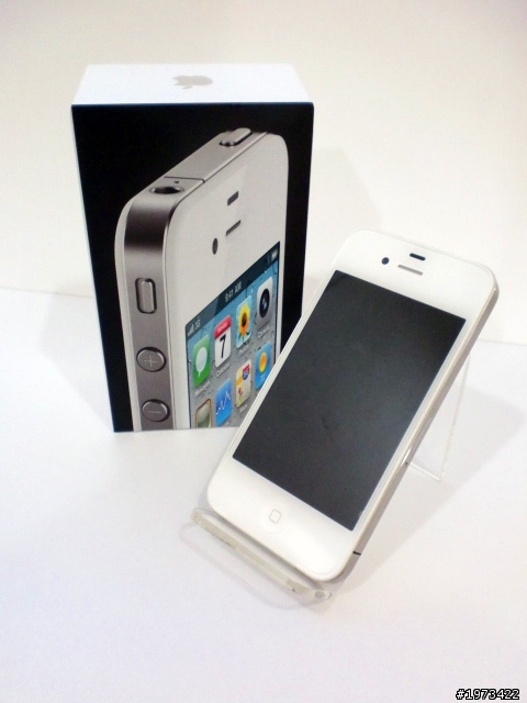 白色iphone4~彩繪包膜整個大變身囉!!