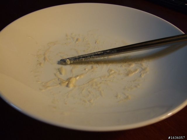 [暗黑料理] 草莓牛奶