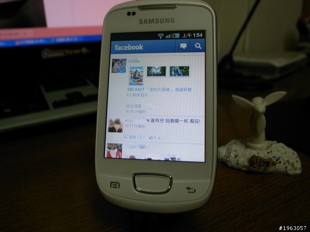 【開箱】終於把Galaxy mini  white 帶回家啦～