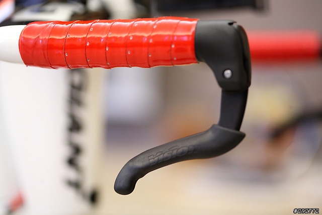 Giant Trinity Advanced SL+SRAM R2C TT Shifter+SRAM RED+Rotor Q-Rings+ZIPP 808 Tubular