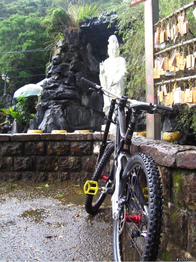 SANTA CRUZ V10.4
