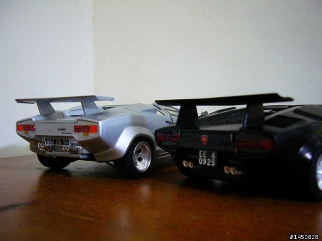 <胖牛VS瘦牛>  Lamborghini countach (TAMIYA 1/24)
