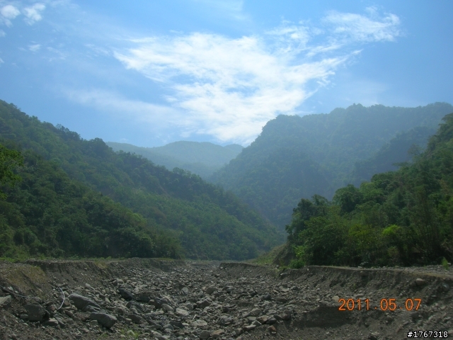 水蜜桃.蜜李.山豬肉之..那瑪夏----茶山行!!