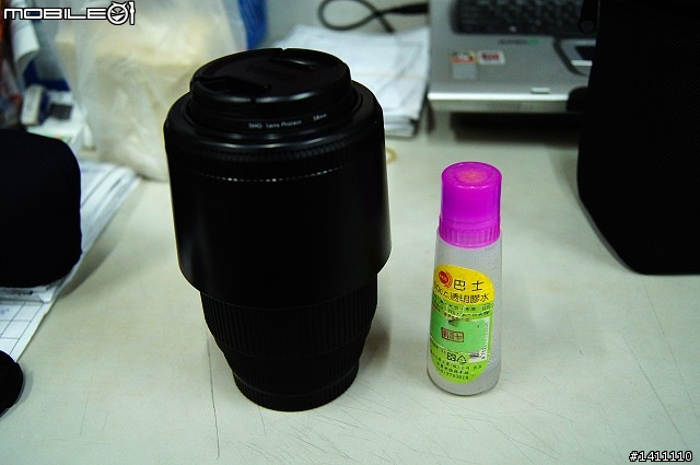 [簡易開箱 更新 破解MACRO ]窮人的小寶劍 Sigma 70-300 F4-5.6 APO DG MACRO-