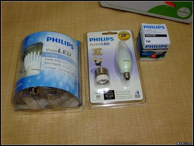 {開箱分享}PHILIPS飛利浦 LED燈泡