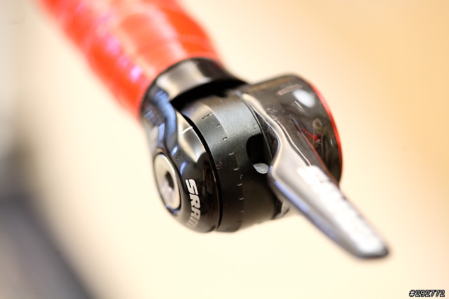 Giant Trinity Advanced SL+SRAM R2C TT Shifter+SRAM RED+Rotor Q-Rings+ZIPP 808 Tubular