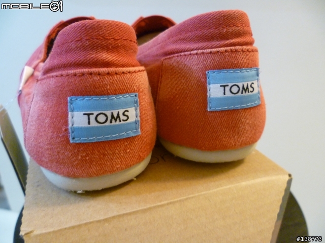 [開箱]TOMS Classic Red (字多請慎入) （5/28更新）