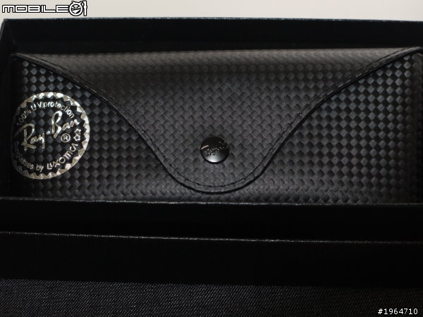 [分享] Ray-ban TECH Carbon 碳纖維 Sunglasses (RB8301)