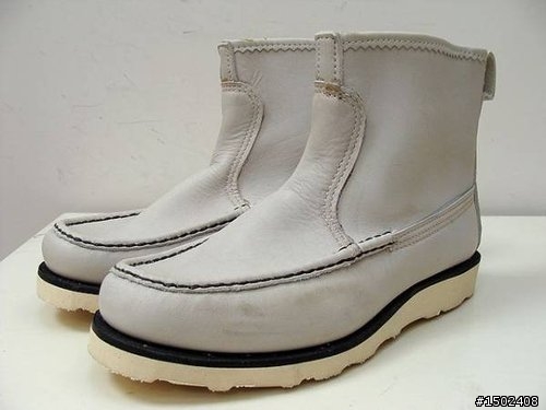 [分享] 紅燒雞翅膀吃膩了嗎?來份不一樣的吧!RUSSELL MOCCASIN 獵靴