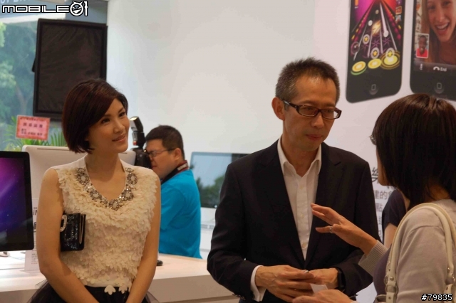 [分享]新竹蘋果店遊記之新竹大蘋果旗艦店開幕（有正妹照圖多）