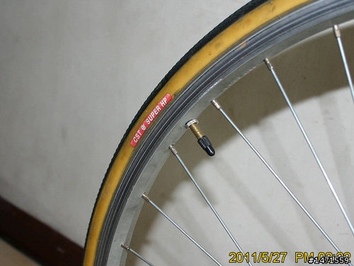 26吋賣場通勤車,改成700C仿鋼管公路車