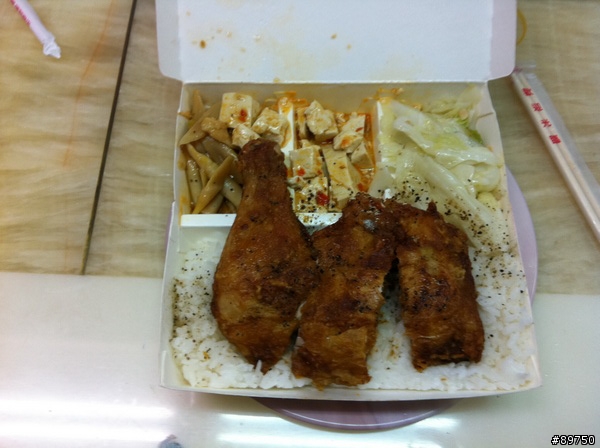 正忠排骨飯之 雞腿飯開箱文