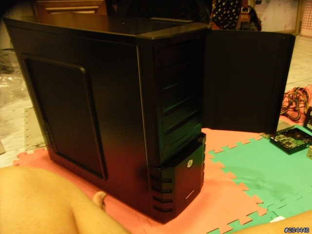 [技嘉機殼開箱文] Gigabyte iSOLO 3134