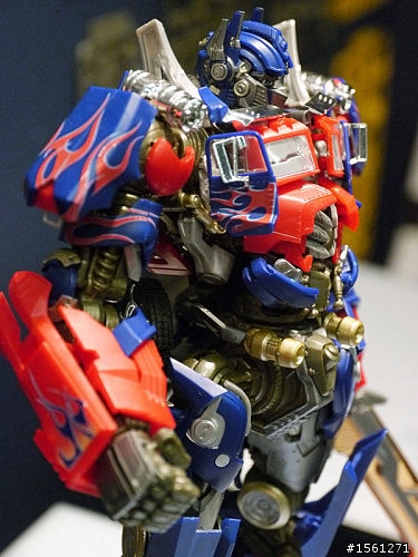 6/29 Transformers Movie 3 到來-DUAL MODEL KIT DMK01-1/35柯博文