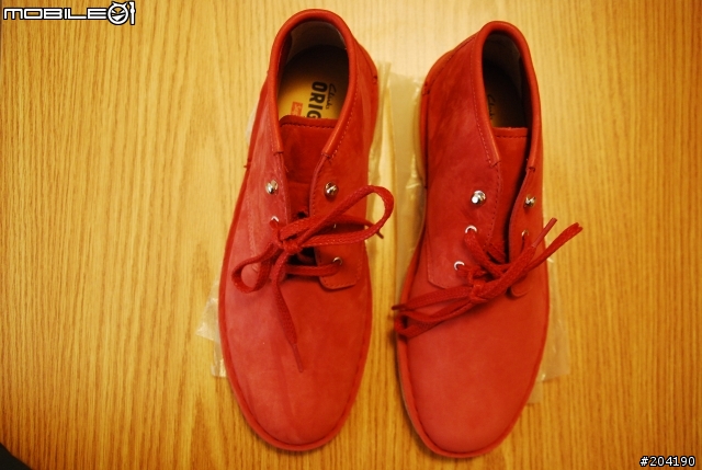 [開箱] Supreme X Clarks Originals Desert Boot