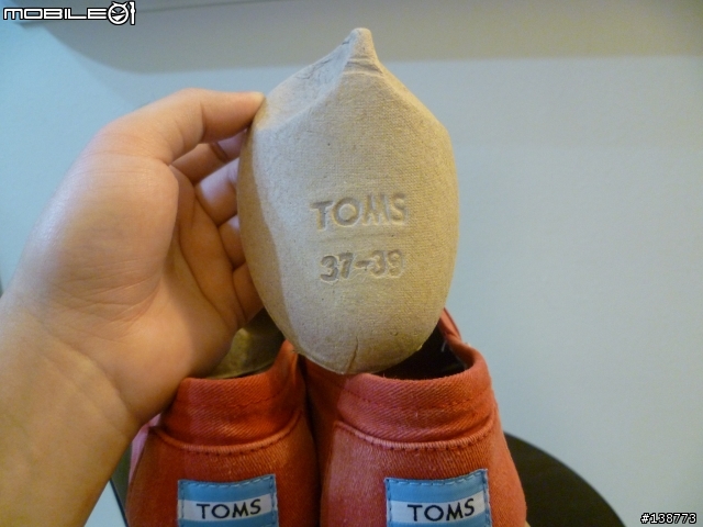 [開箱]TOMS Classic Red (字多請慎入) （5/28更新）