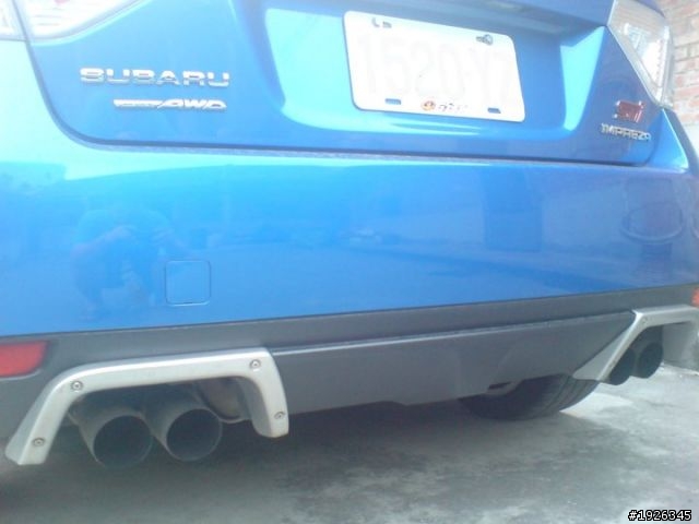 速霸陸 STI