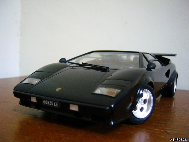 <胖牛VS瘦牛>  Lamborghini countach (TAMIYA 1/24)