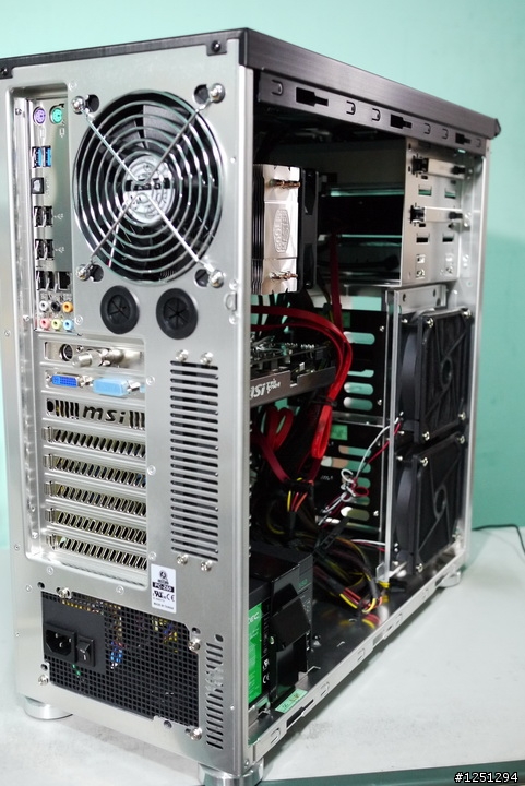 聯力 PC-Z60 : 簡單開箱