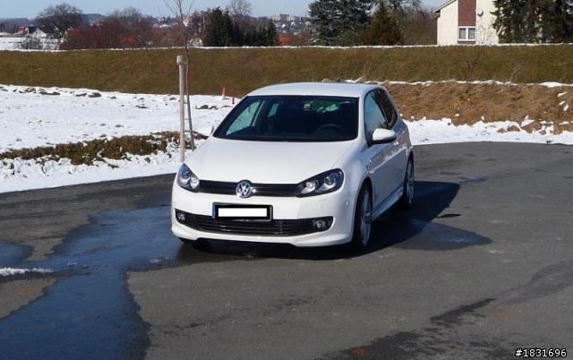 台灣驚見GOLF R-LINE VI(圖多)