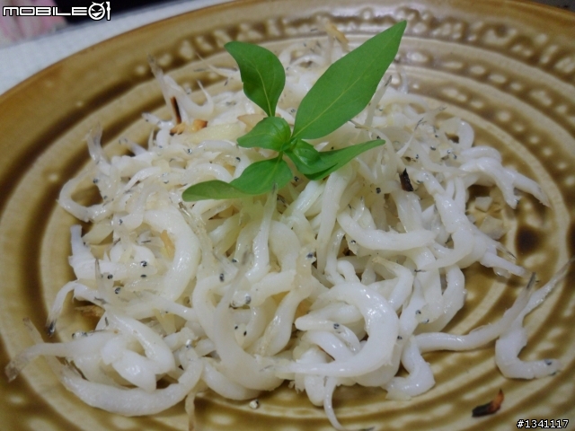 豐盛的中式早餐!!乾炒吻仔魚&清炒筍