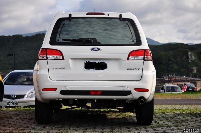2011  Escape 超淨白開箱