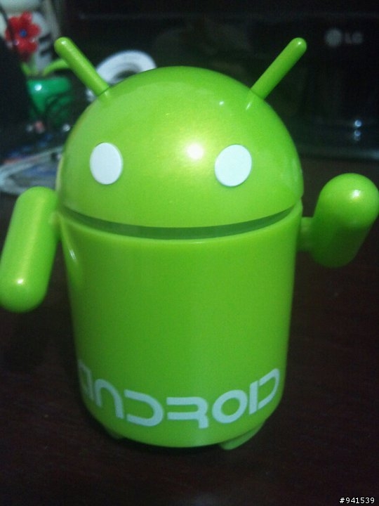 Android小綠人 是個小喇叭勒~
