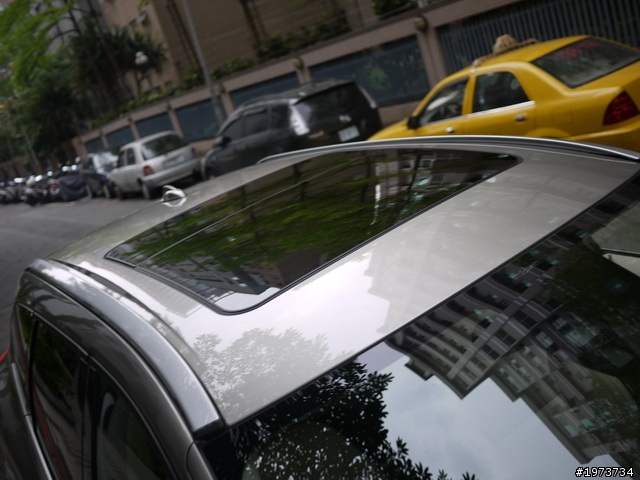 [電子新"跪"--開箱分享] 媽呀 我該死 都已經跪在地上了 還花兩百萬 Volvo XC60 T5~ 交車半個多月了