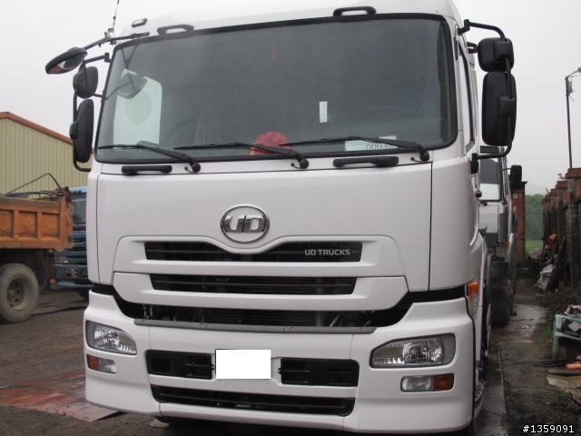 UD-Truck 35噸拖車頭~不專業簡易開箱