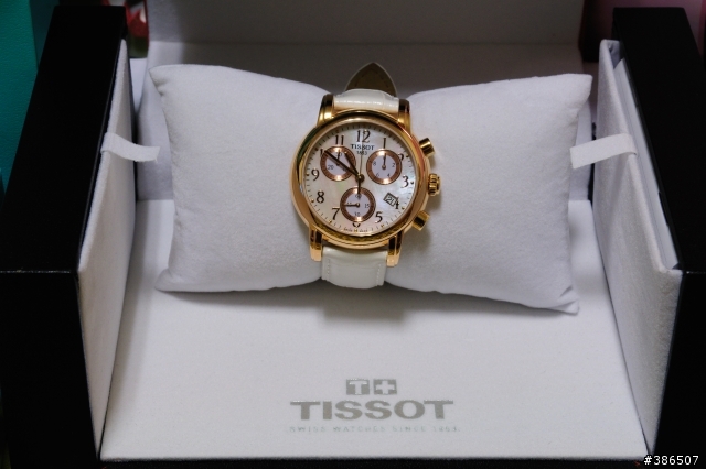 [分享] 女王的生日禮物-TISSOT