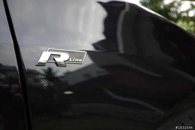 台灣驚見GOLF R-LINE VI(圖多)