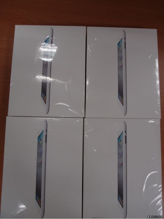 iPad2 小白*4 & golla 亂入開箱~~~