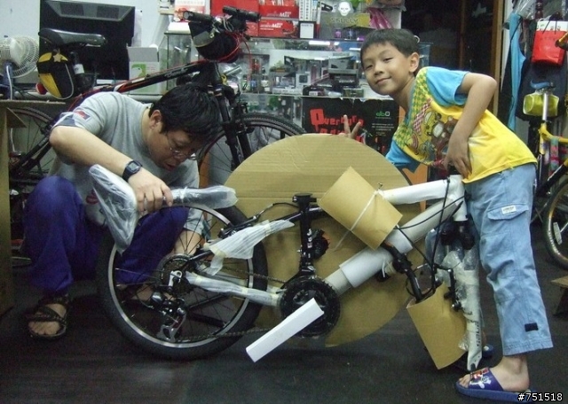 兒子的第一台變速車-HASA comp2.0