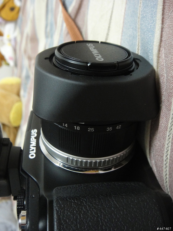 MZD 14-42mm  遮光罩