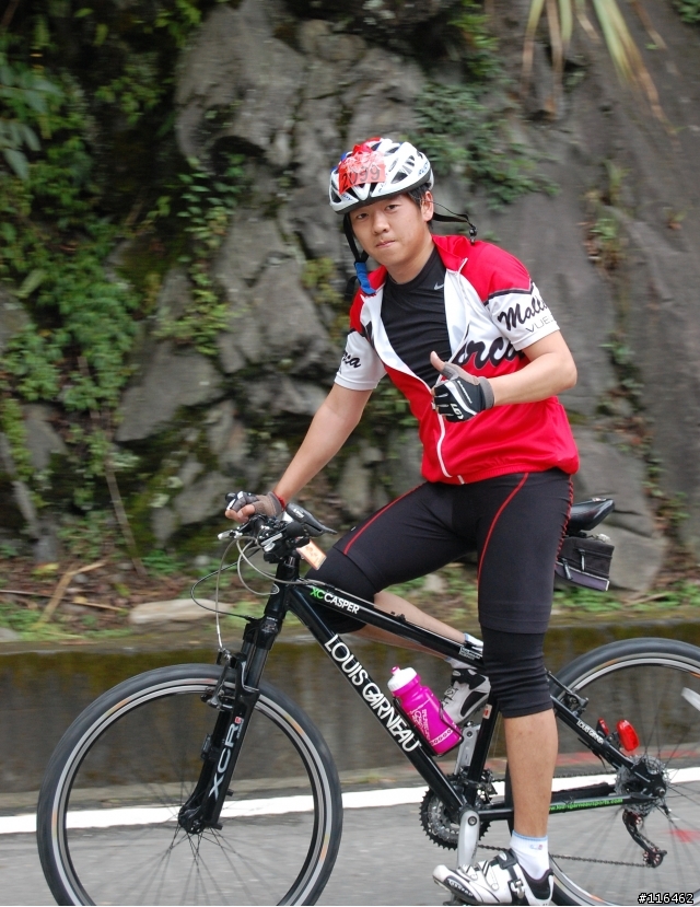 2011/5/15 NS 塔塔加 賽程51k處 9:50前 車友照分享~共5本 990張