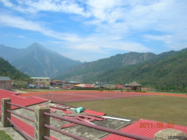 水蜜桃.蜜李.山豬肉之..那瑪夏----茶山行!!