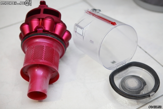 [開箱] 艷麗出擊 dyson DC26 carbon fiber complete