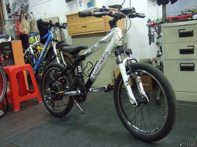 兒子的第一台變速車-HASA comp2.0