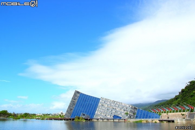 跟著小黑去旅行~1600公里的流浪~
