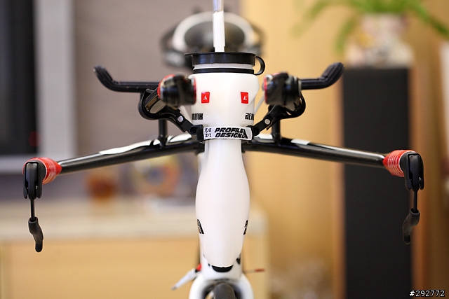 Giant Trinity Advanced SL+SRAM R2C TT Shifter+SRAM RED+Rotor Q-Rings+ZIPP 808 Tubular