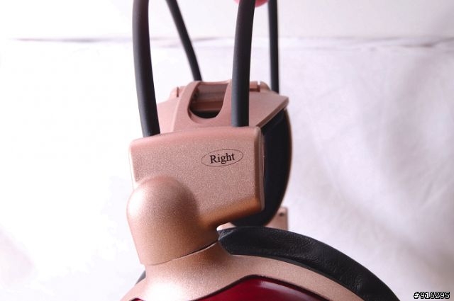 [開箱] 鐵三角經典女毒W1000入手