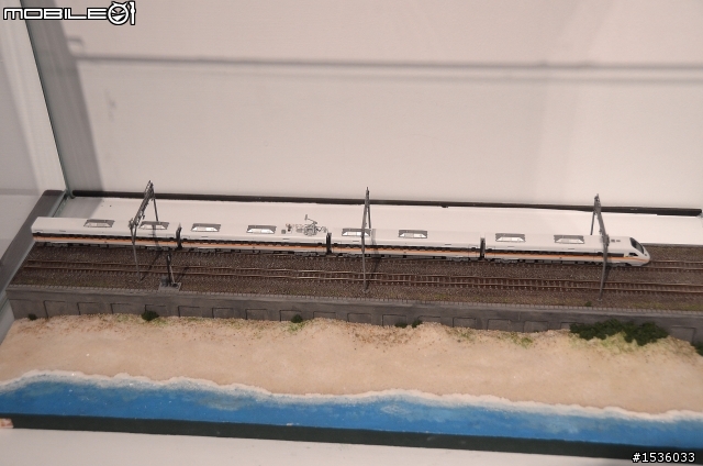 【補充】高雄臨海線動態火車模型展夜間及音效行駛影片