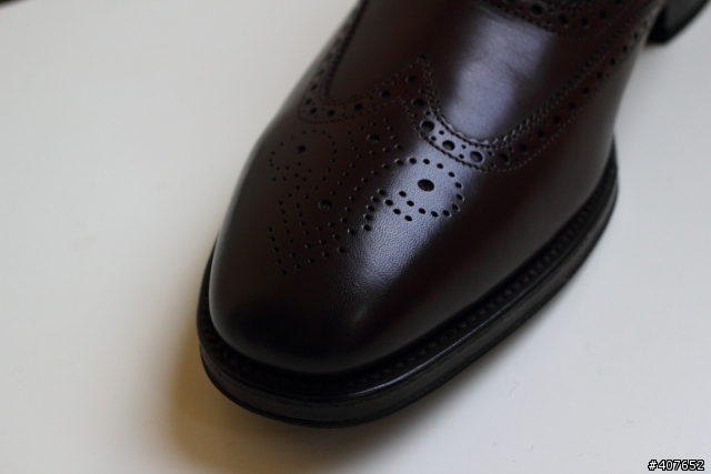 [開箱] 優雅的英國雕花皮鞋 Loake - Buckingham Dark Brown