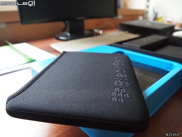 Blackberry Playbook 開箱囉!!!!!!!!