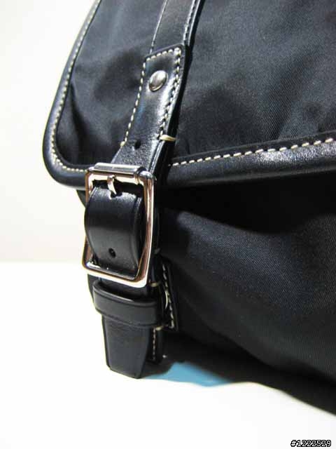 COACH Men's  郵差包~ 開箱文!!!