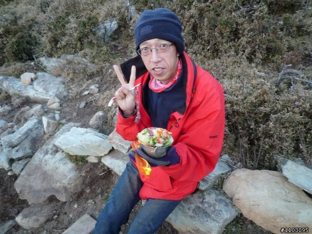 <b>[遊記]嘉明湖_天使的眼淚 之 雲海銀河日出遊記20110409~10</b>
